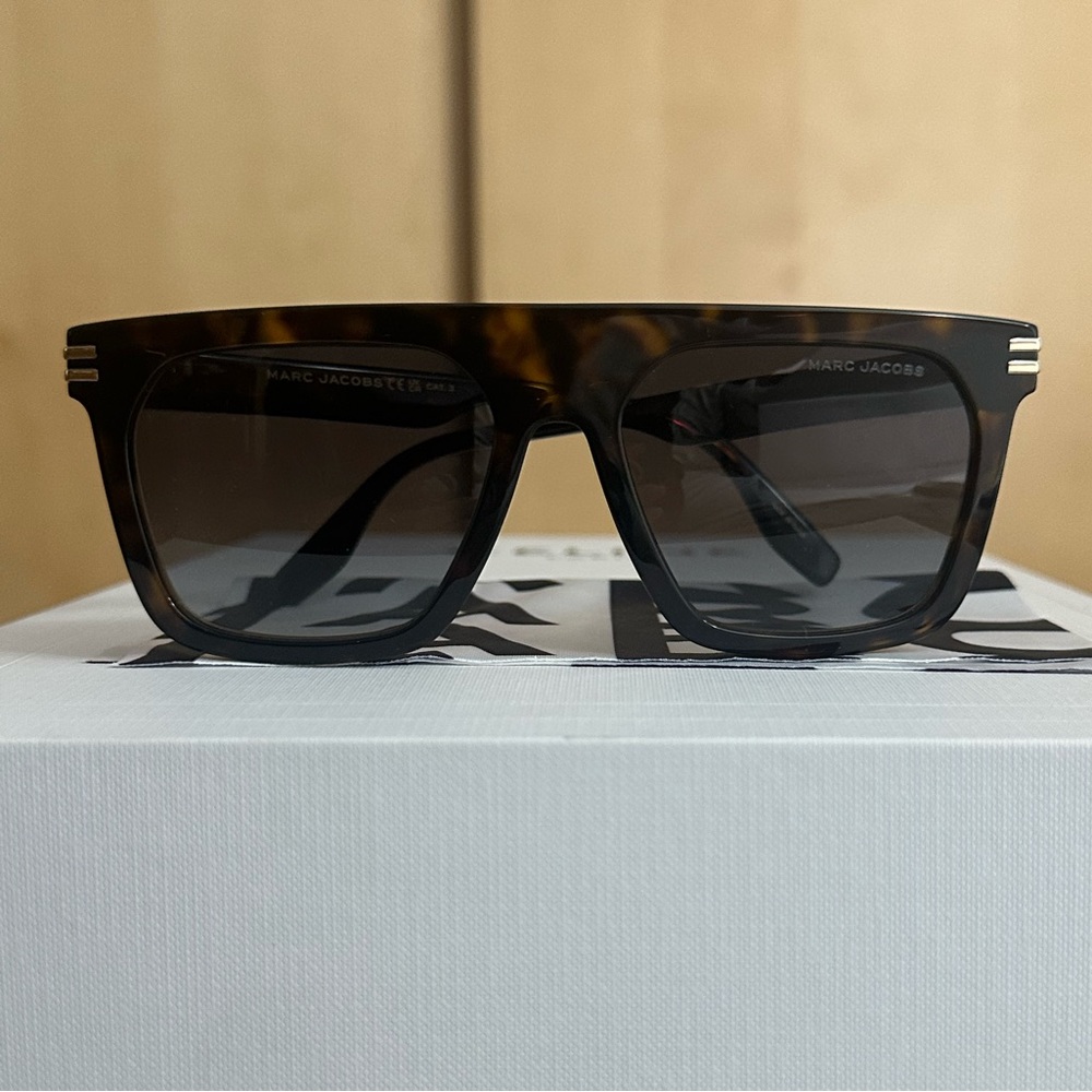 Marc Jacobs Brown Tortoise Sunglasses